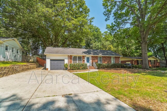 Photo - 5708 Londonderry Rd