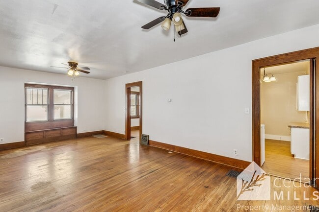 Photo - 130 S Charles St Unidad #1