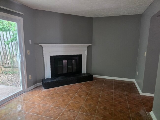 Photo - 1746 Nappa Valley Ct SE