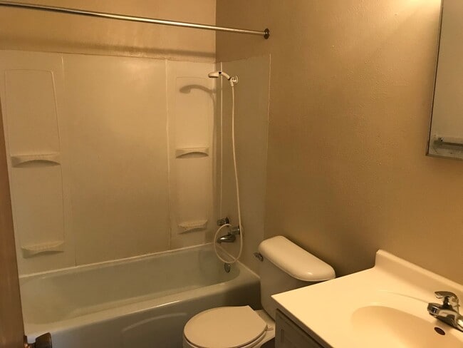 Photo - Forestview 2 Bedroom Lower Unit Unit 1635-7