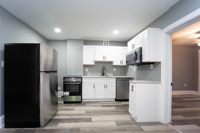 Photo - 3122 Presstman St