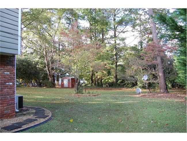 Photo - 610 Terrell Mill Road SE