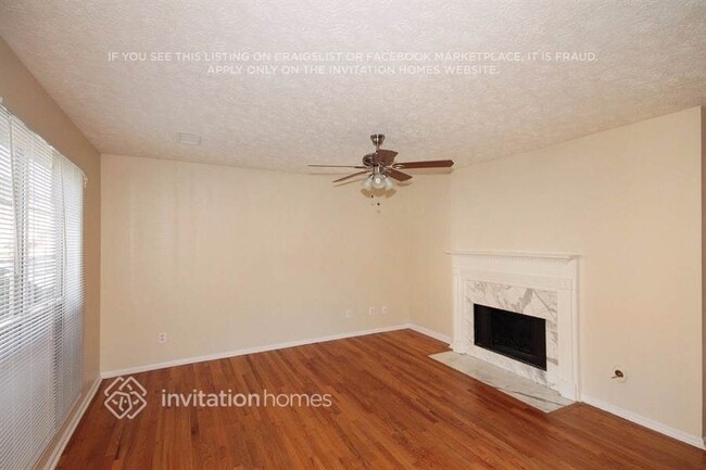 Photo - 2314 Kissing Tree Ln SE