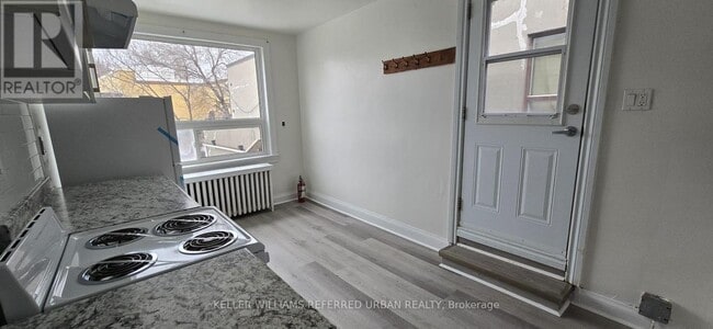 Photo - 1854 Eglinton Ave W