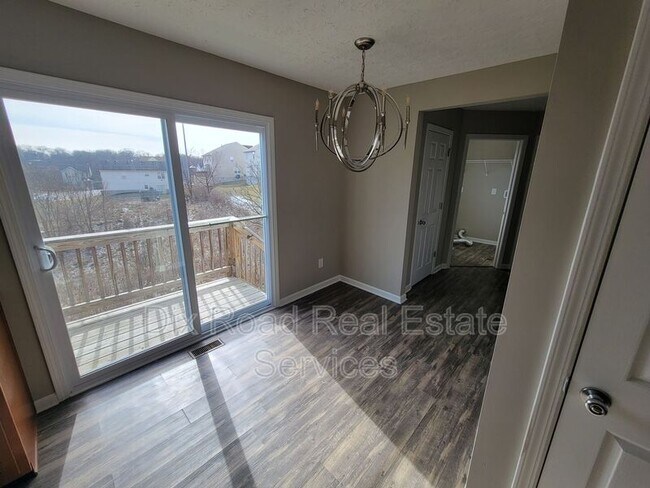Photo - 2520 Foxcove Ct