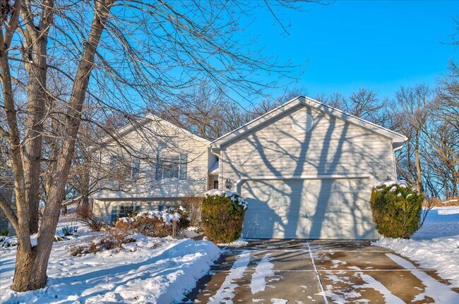 Photo - 2806 Wentworth Dr