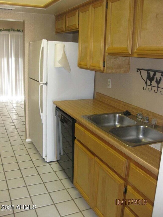 Photo - 1101 E Bluefield Ave