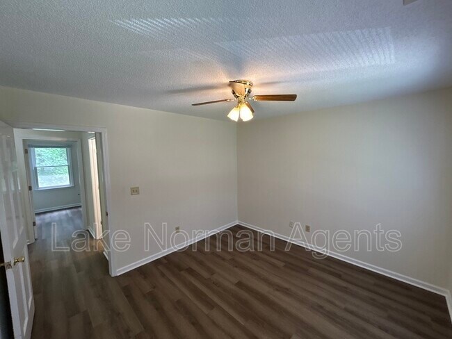 4709 Grassy Creek Rd