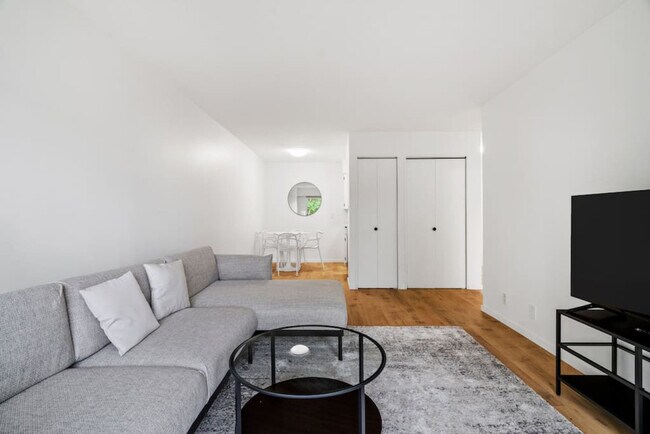 Photo - 229 E 13th Ave Unit ID1051832P