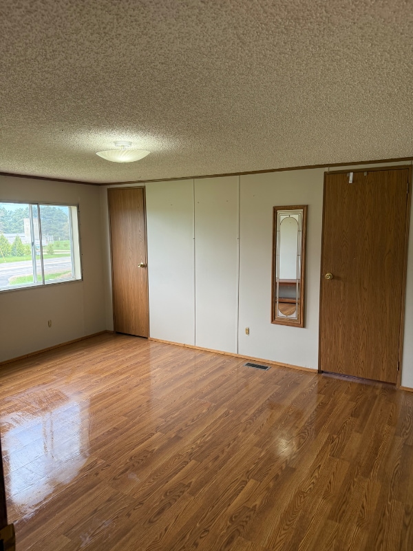 Photo - W16737 WI-121