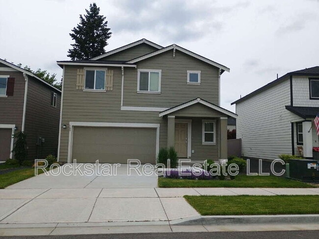 Building Photo - 109 W Goldenrod Ave