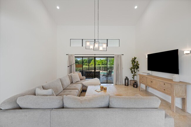 Photo - 14596 Belmont Trce