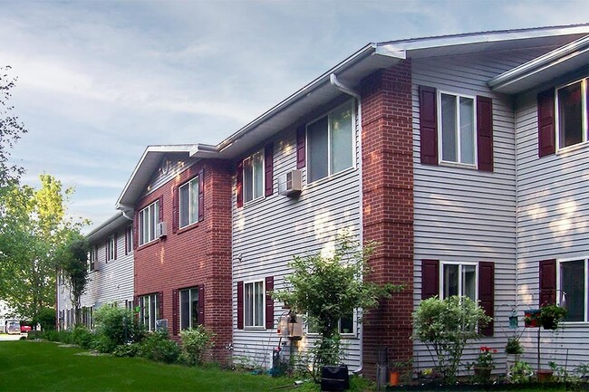 MARQUETTE MANOR - MARQUETTE MANOR Apartamentos