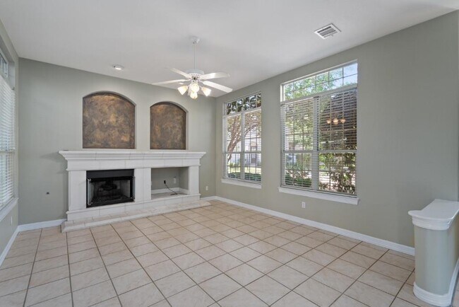 Photo - 3906 Gaines Ct