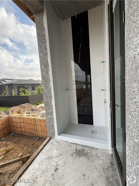Building Photo - 4627 NW 32nd St Rental