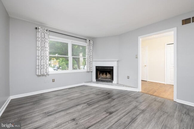 Photo - 77 Bunker Hill Ct