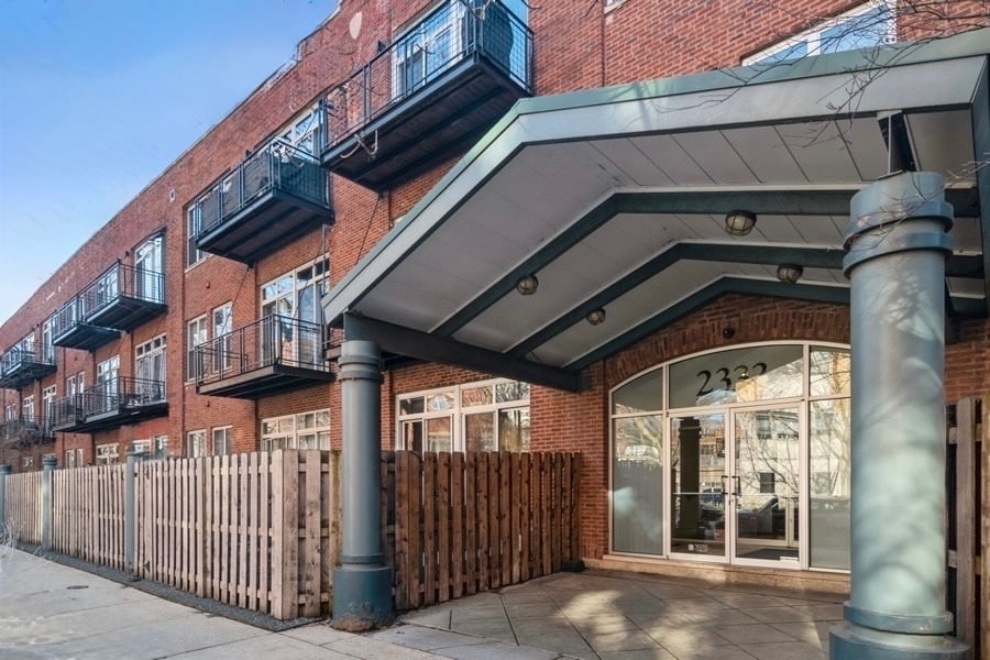 Photo - 2333 W St Paul Ave Condo Unit 315