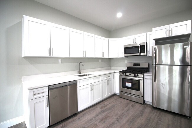 Photo - 199 N Lake Ave Apartment Unit 1