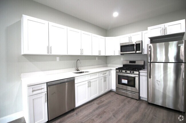 Building Photo - 199 N Lake Ave Unit 1 Rental