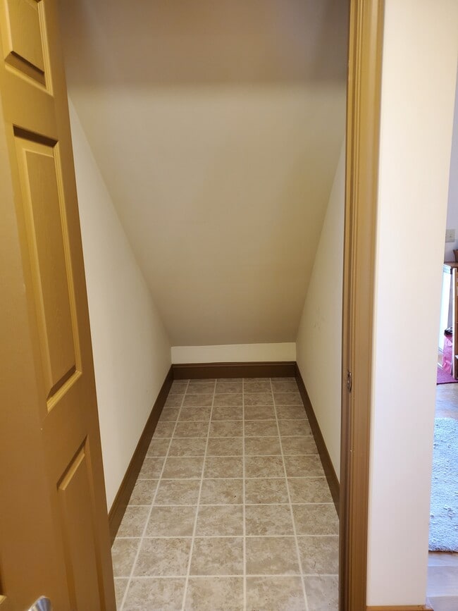 Photo - 3428 Bedminster Rd Unit A