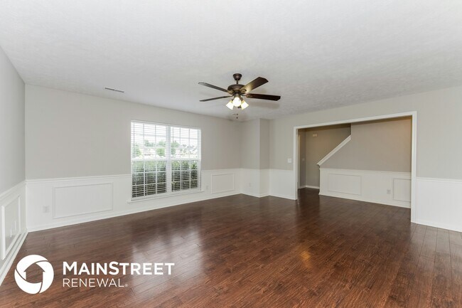 Photo - 2010 Pearson Ln