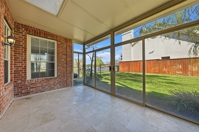 Photo - 4208 Greystone Way