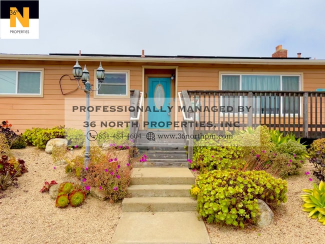 Building Photo - Beautiful Corner Lot Home 3bed/1.5 bath with Scenic Views and Modern Amenities