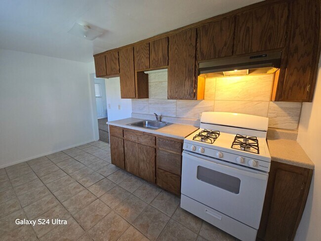 Photo - 1645 Grimes Avenue, Modesto
