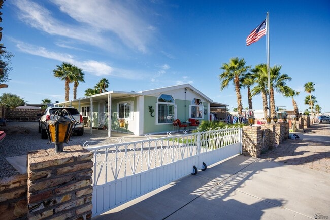 Photo - 13239 E 49th Dr