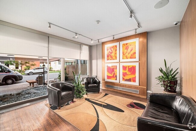 Building Photo - Spacious 1 bedroom home in the heart of Hale!