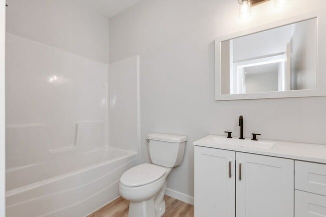 Photo - GREAT LOCATION!! Executive 4 Bed, 3 Bath Home in Johnston