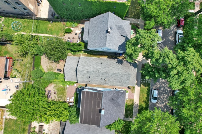 Photo - 823 Hamlin St Unidad House