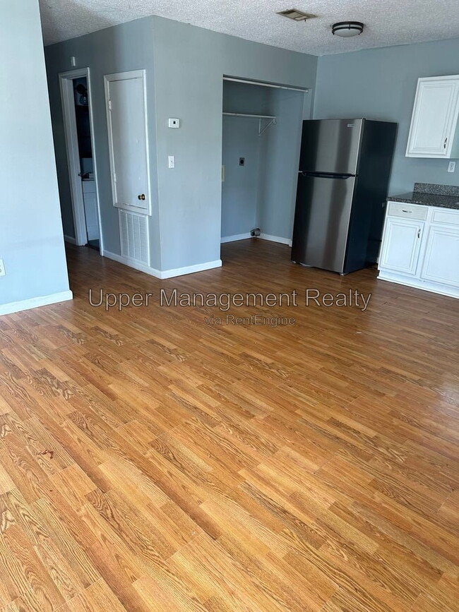 Photo - 8722 Hickory St Unit 8720