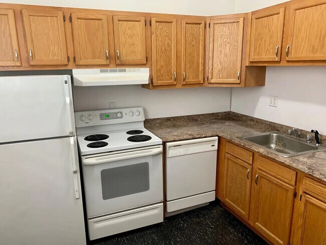 12 Columbus Sq Unit 1