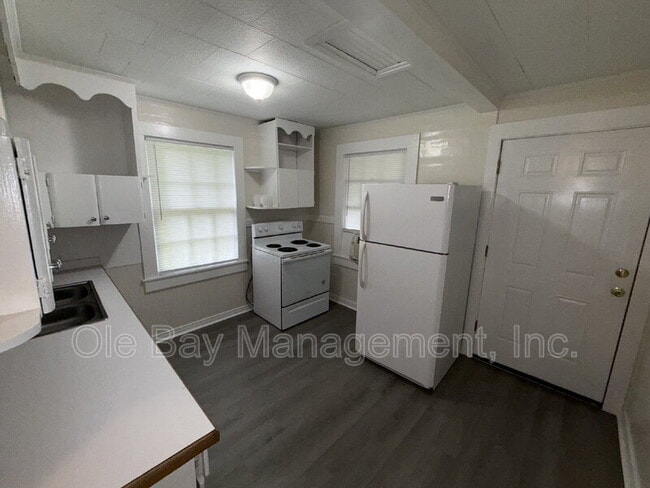Photo - 454 Magnolia Rd