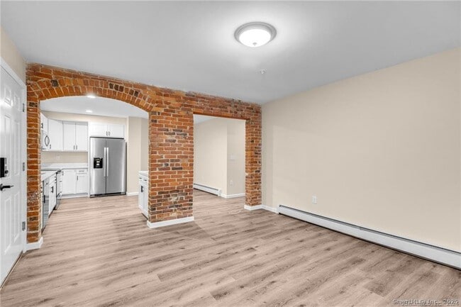 Photo - 51 Russ St Unit 53A