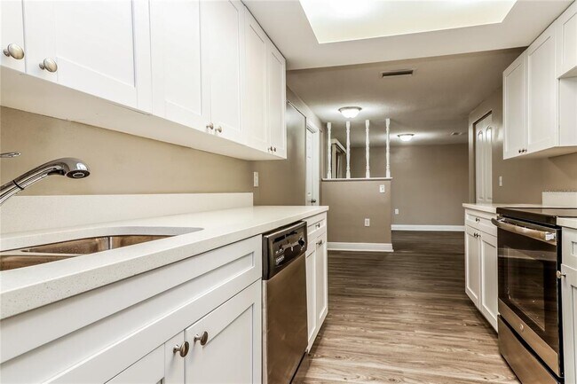 Photo - 6825 Amarillo St