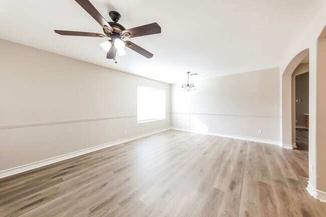 Photo - 14258 W Corrine Dr