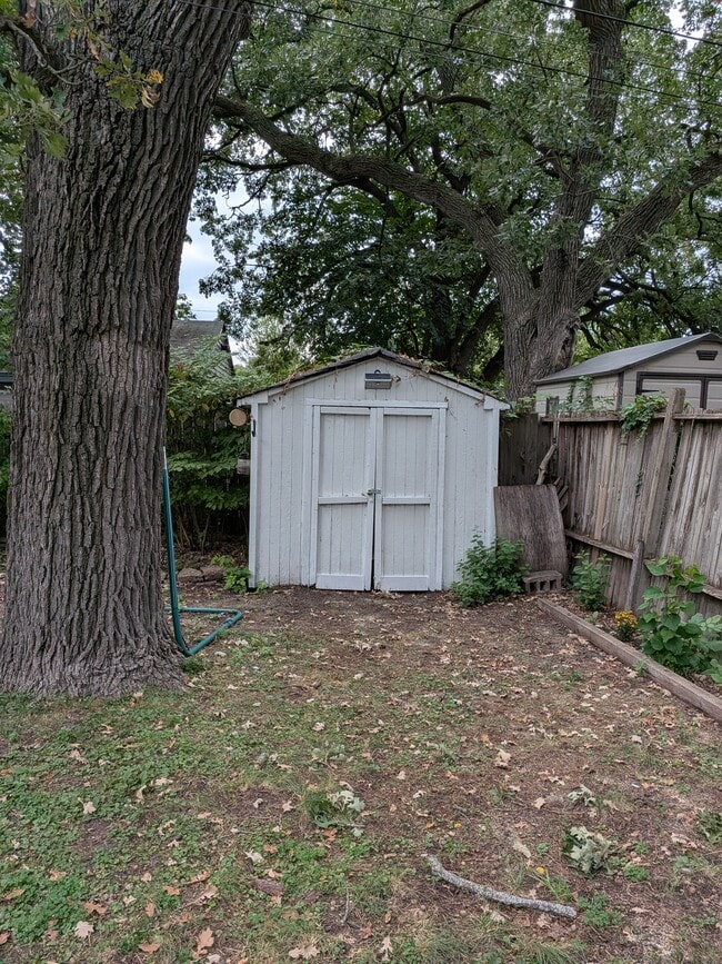Photo - 1730 Hubbard Ave