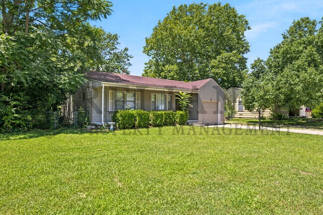 Photo - 2917 S Walnut St