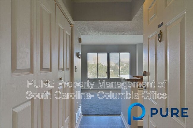 Photo - 1600 Park Cir