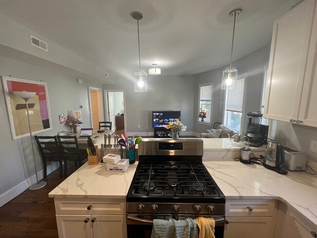 Photo - 337 Highland Ave Unit 2