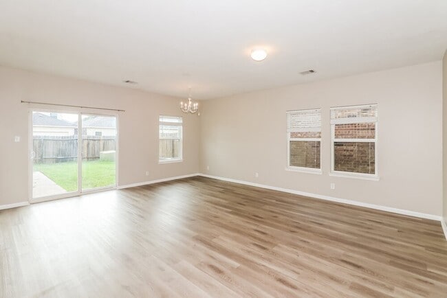 Photo - 8119 Almera Falls Dr