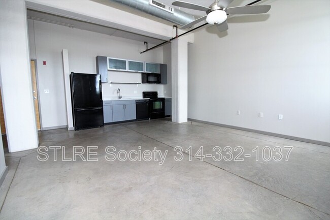 Photo - 8125 Michigan Ave Condo Unit 319