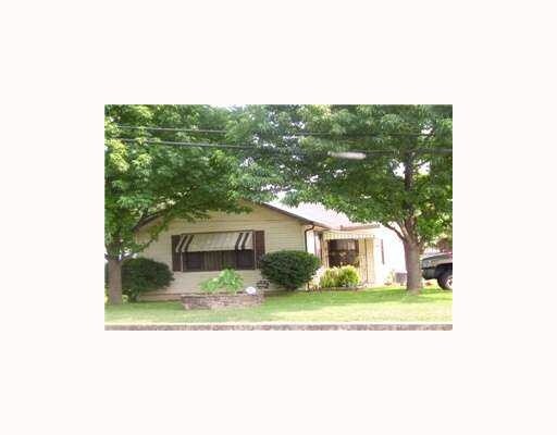 Photo - 810 S Cherry Ln