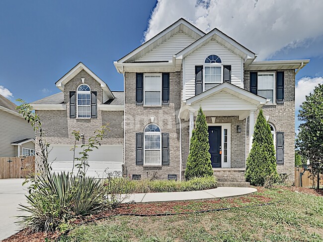 Photo - 6013 Gallant Ln