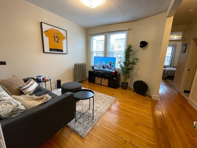 Building Photo - 1353 Commonwealth Avenue Unit 3