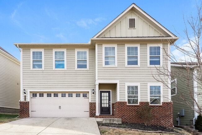 Building Photo - 2032 Hamilton Hill Dr