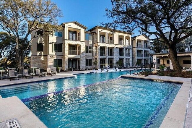 Photo - 10300 S I-35 Frontage Rd Unit b6