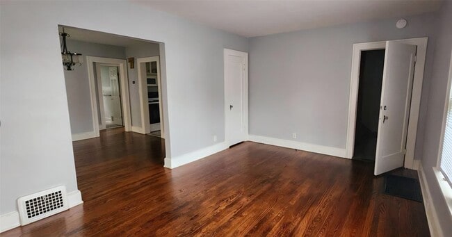 Photo - 2007 Tracy St Unidad 1st Floor